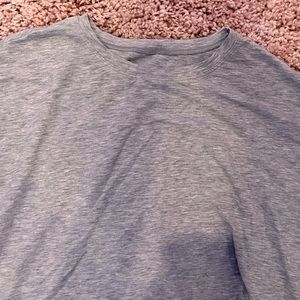 Lululemon Cates tee size 2 heathered grey preppy aesthetic